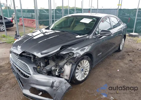 2015 Ford Fusion Hybrid Se from USA, damaged, VIN 3FA6P0LU2FR185350
